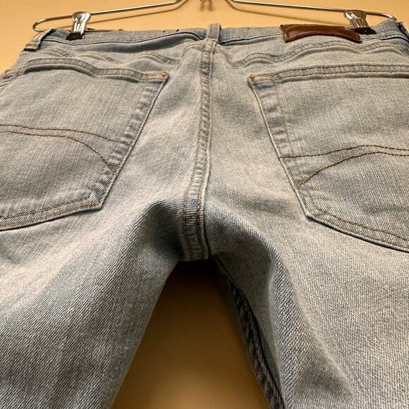 Hollister Size 28 x 30 Blue Light Wash Advanced Stretch Super Skinny Jeans - Picture 8 of 14